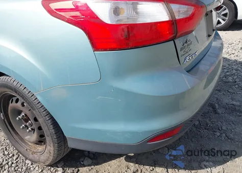 2012 Ford Focus Se из США, поврежденный, VIN 1FAHP3F26CL218882